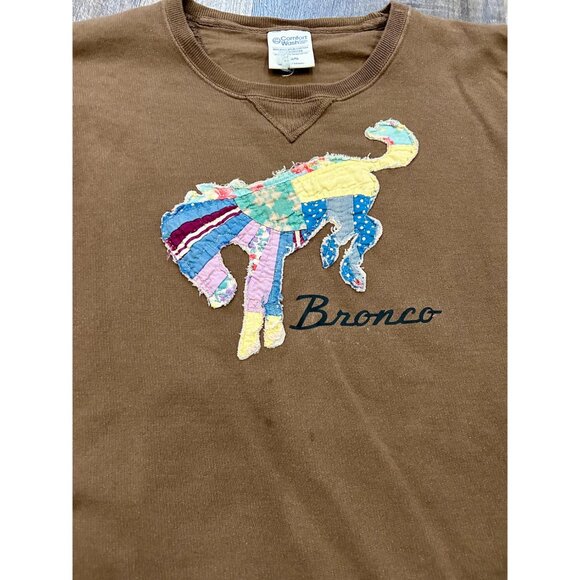 Custom Ford Bronco Vintage Quilt Sweatshirt - Picture 7 of 9